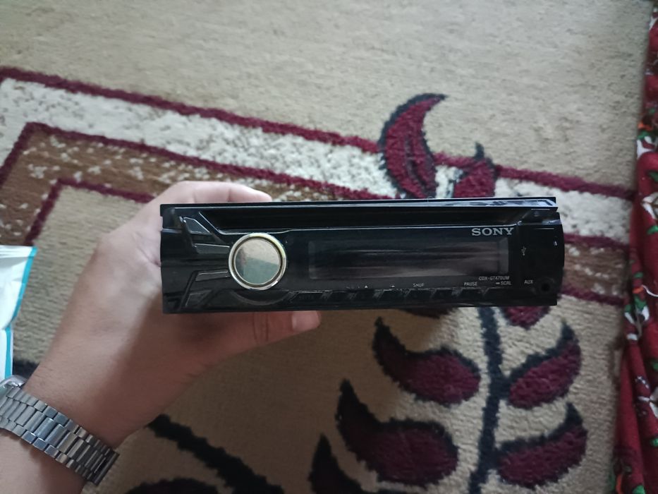 Продам мафон sony