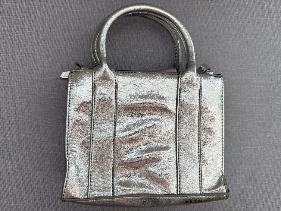 Сребърна чанта Parfois