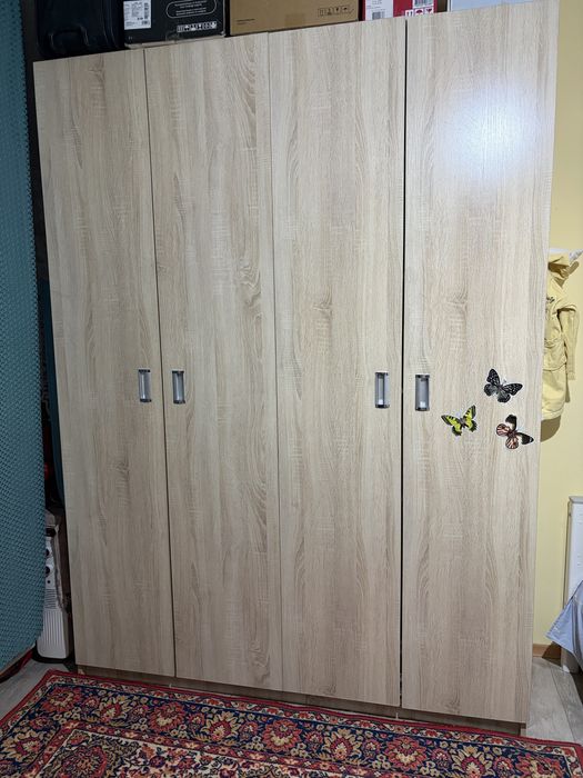 Продается плательный шкаф