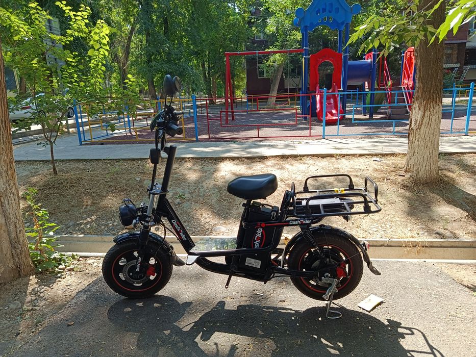 Elektro sukuter (DashReider)