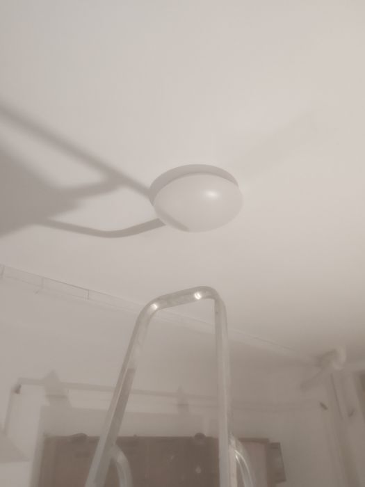 Zugrăveli scări blocuri birouri etc