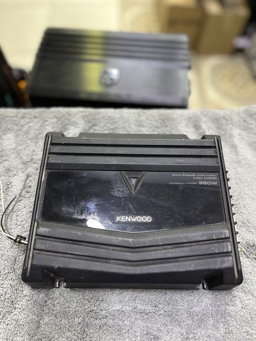 Kenwood 350w li usilitel sotiladi