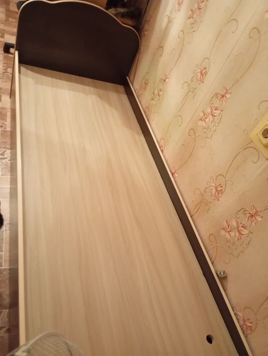 Кровать  односпалка.