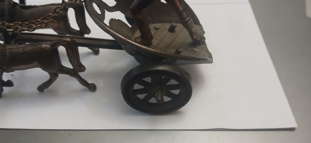 Ахил с бойната си колесница