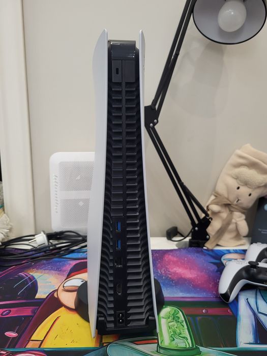 Продам PlayStation 5