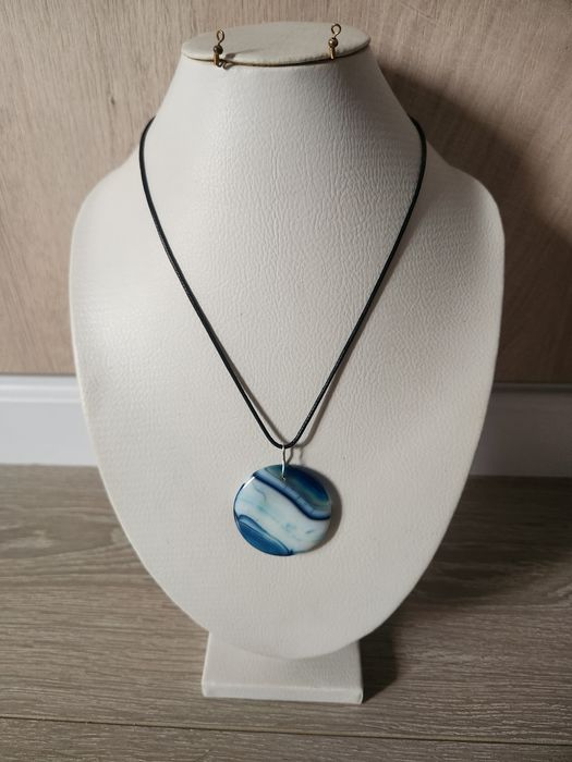 Кулон из натурального камня