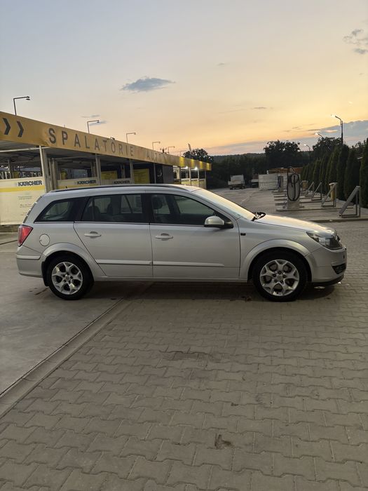 Vand masina Opel Astra H 1.9 150 CP