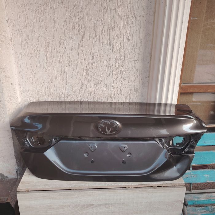 Camry 70 крышка багажника  бу оригинал