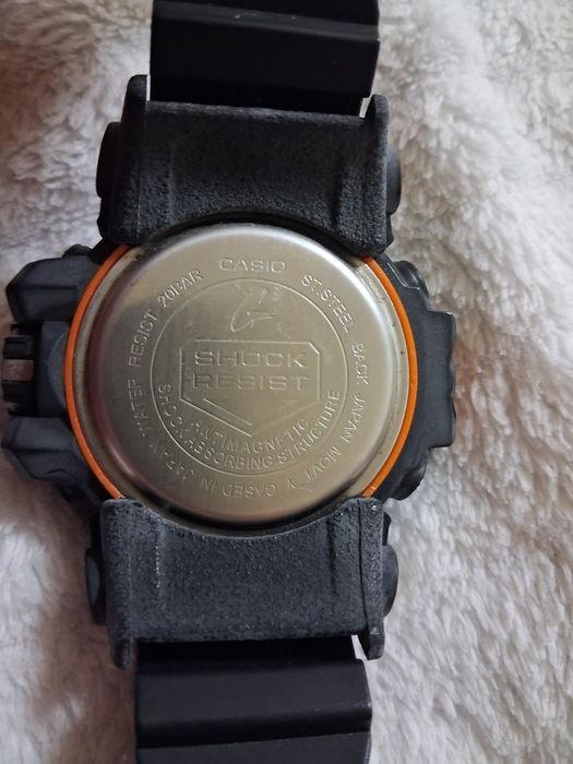 Часовник G-SHOCK