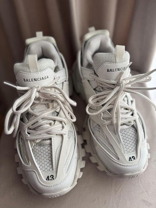 balenciaga track off white