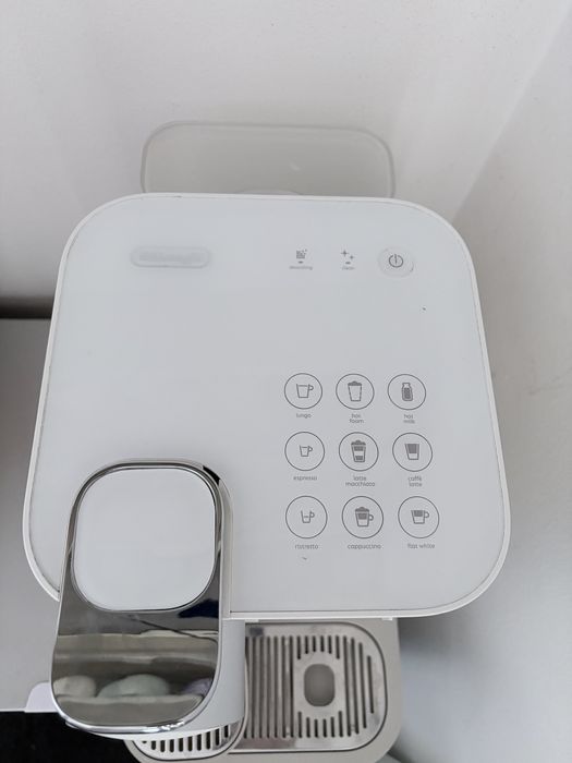 Aparat cafea Nespresso Gran Lattissima de'Longhi
