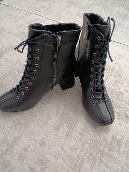 Дамски боти 38 номер