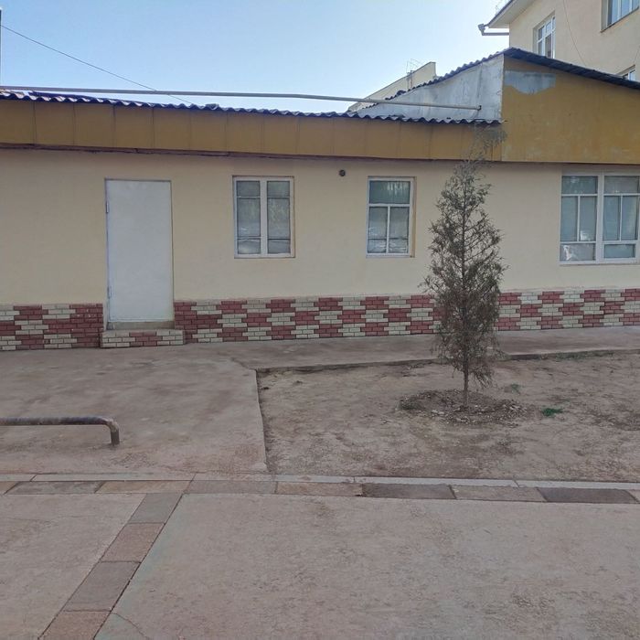 Срочно; Юнусабад Амир Темур шох куча биринчилина  (1 сотиги 140000y.e)