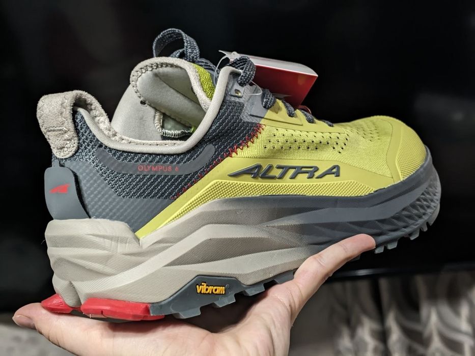 кроссовки ALTRA olympus 6