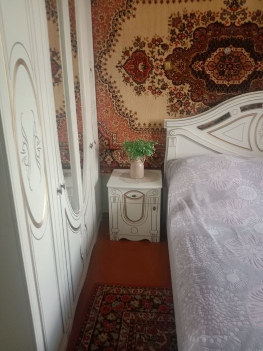 Продам спальный гарнитур в отличном состоянии