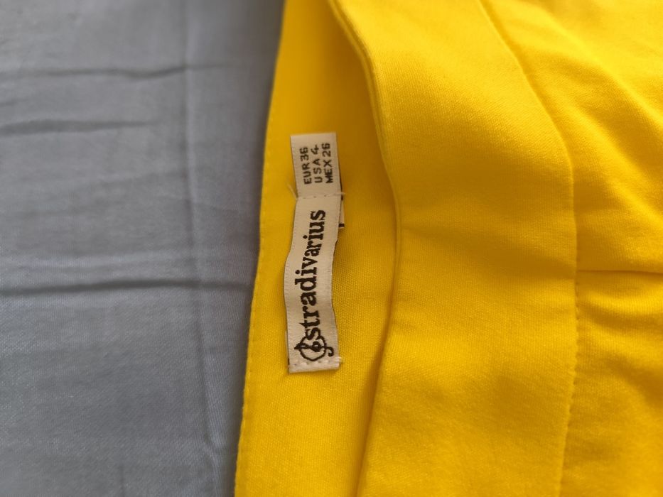 Pantaloni Stradivarius