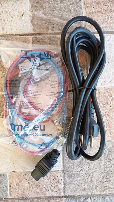 UPS APC 2200VA configurabil