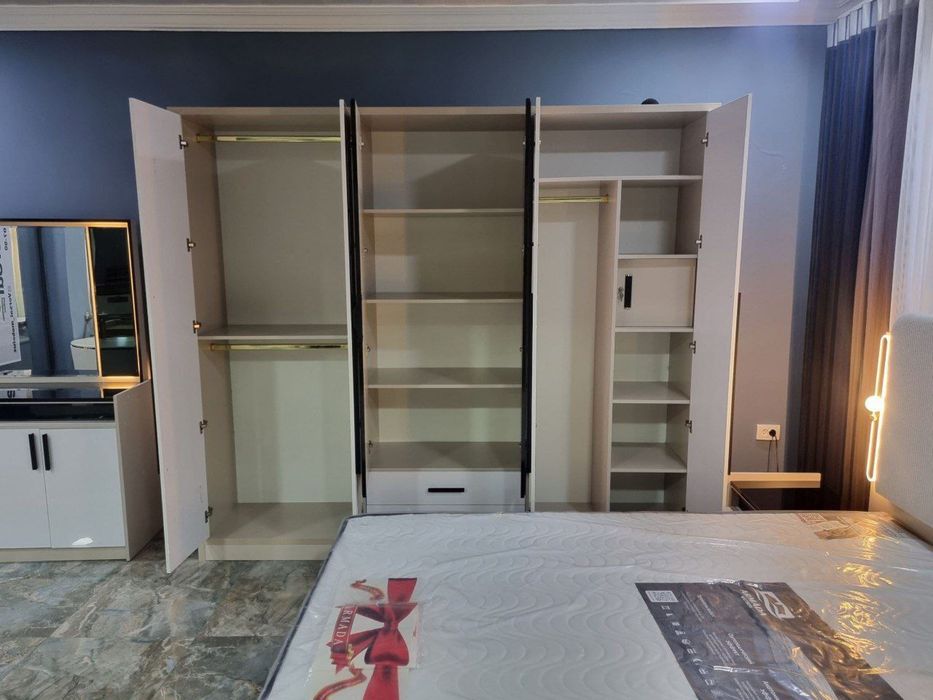 Сифатли мебель сотилади 740$