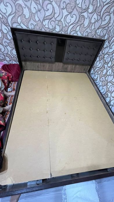 Продаю спальню в отличном состоянии!