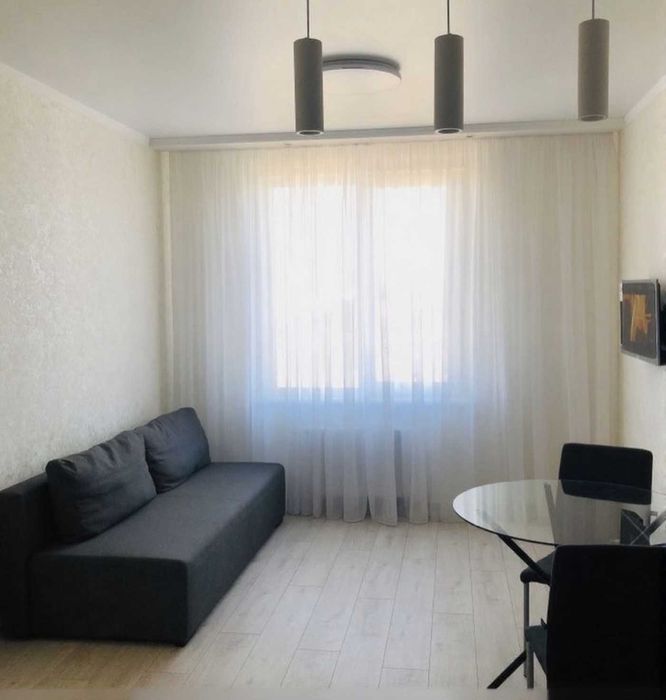 Двустаен апартамент в кв. Каменица 1