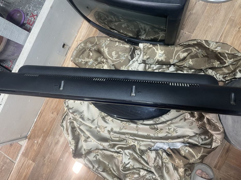 Телевизор б/у продаю в рабочем состояние
