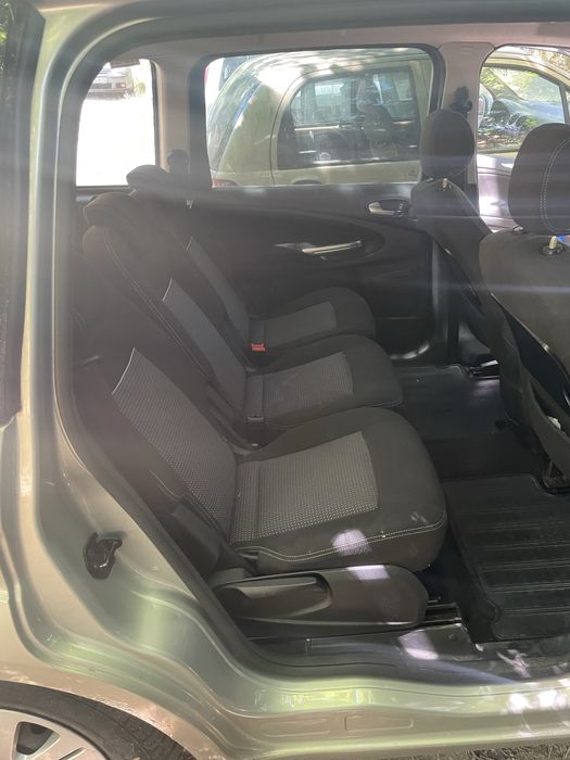 Ford galaxy 2010  7 locuri