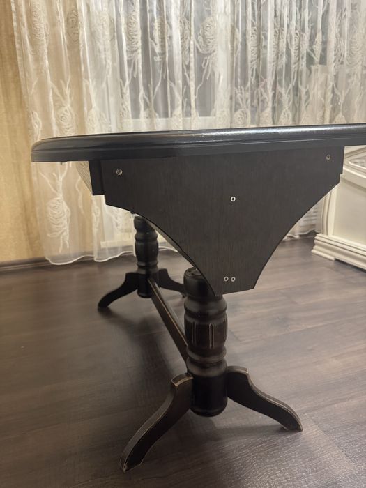 Стол кухонный деревянный