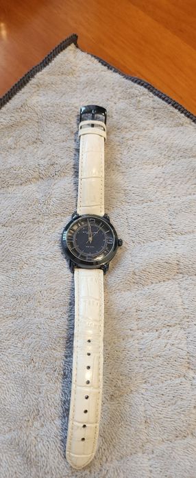 Часы женские Stuhrling Skeleton