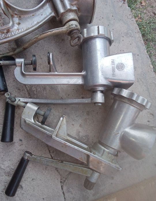 Мясорубки ручные б/у