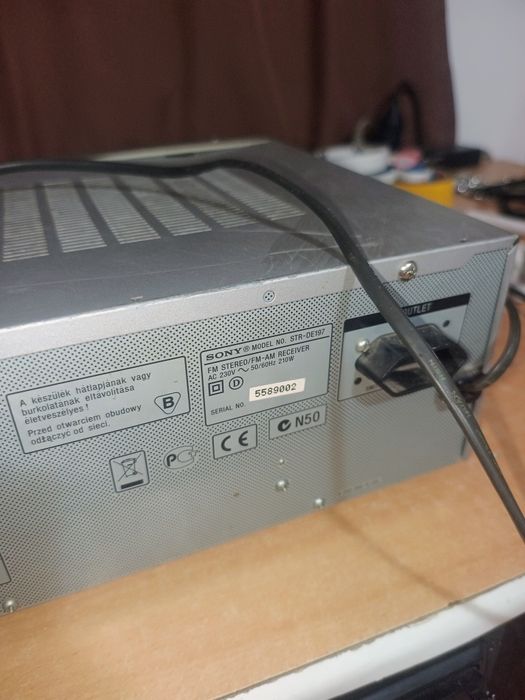 Amplificator Sony STR-DE197 - Buton volum rupt (funcțional)