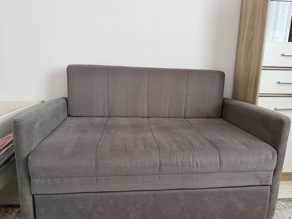 Продам диван маленький раскладной