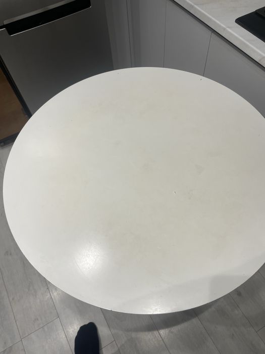 Стол круглый для кухни