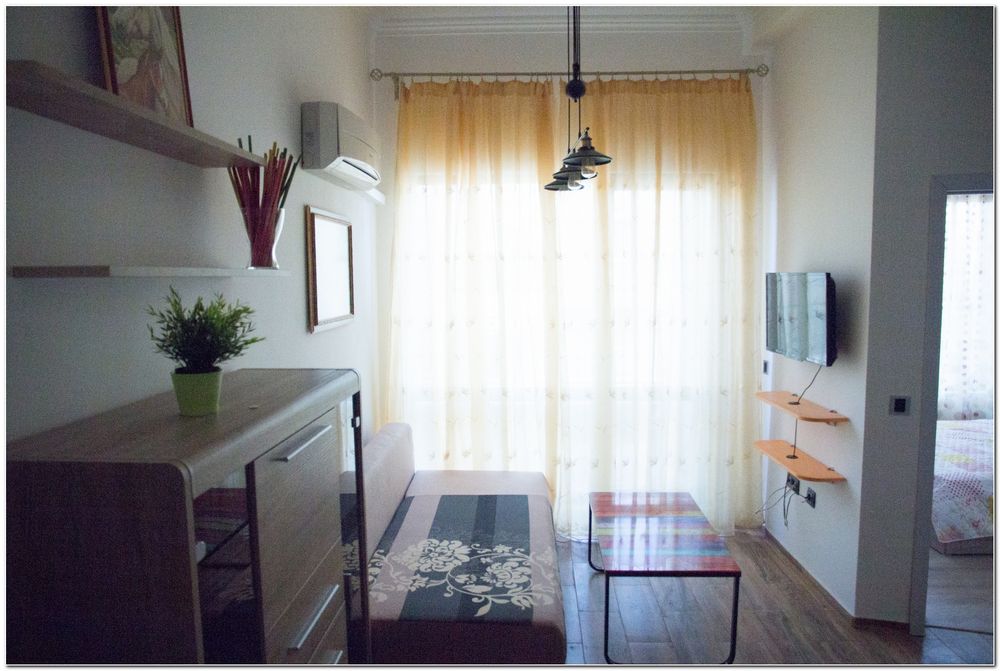 Дава се под наем Двустаен апартамент в Бургас, Възраждане - 45 кв.м за 400 € - Снимка #4