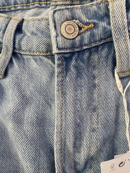 Blugi Bershka mom, marimea 34