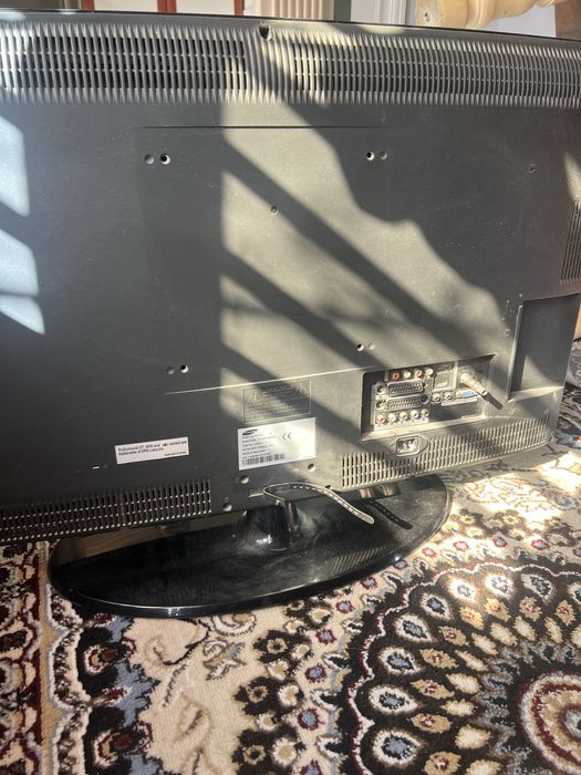 Продаётся телевизор самсунг