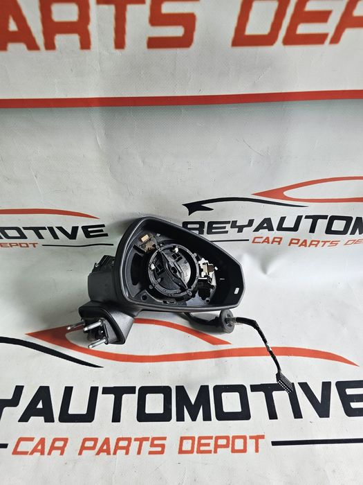 Oglinda dreapta Audi A3 8V dupa 2012 cod 8V5857410