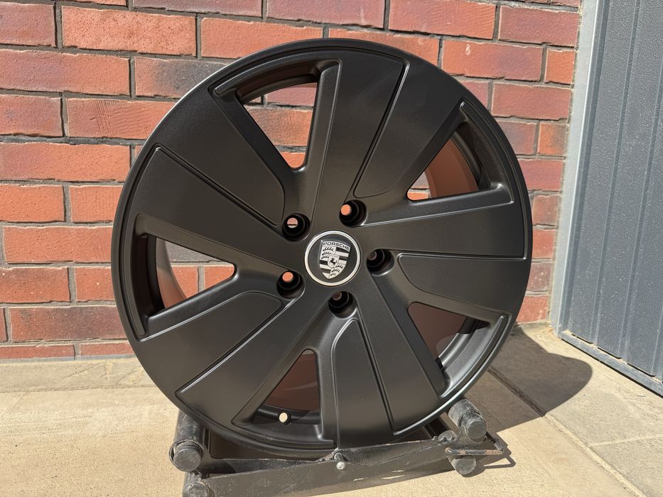 Порше тайкан джанти 19” / Porsche Taycan