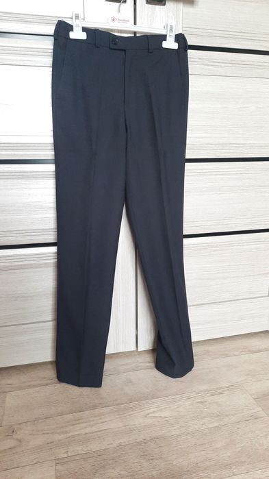 Продам школьный костюм для мальчика