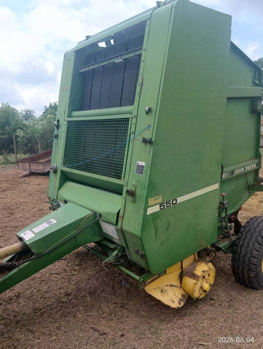 Балировачка John Deere