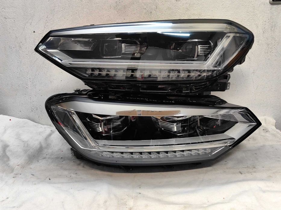 Оригинални  фарове  Vw Touran Full Led