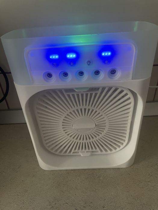 Vand aparat de ventilatie cu adaos de apa pentru umidificare