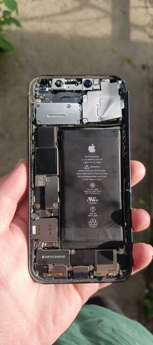 iPhone 12 на запчасти