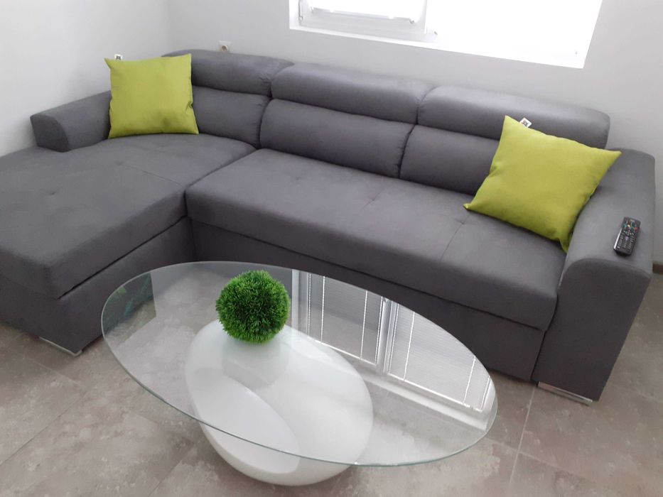 Дава се под наем Тристаен апартамент в Варна, Бизнес хотел - 86 кв.м за 760 € - Снимка #2