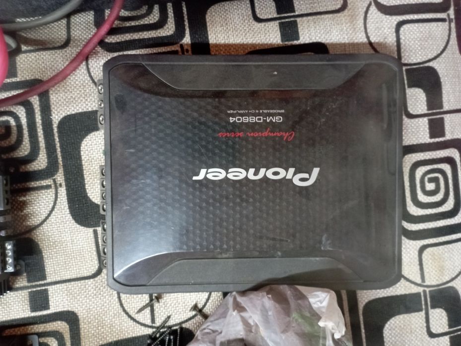 Продам усилители в отличном состоянии