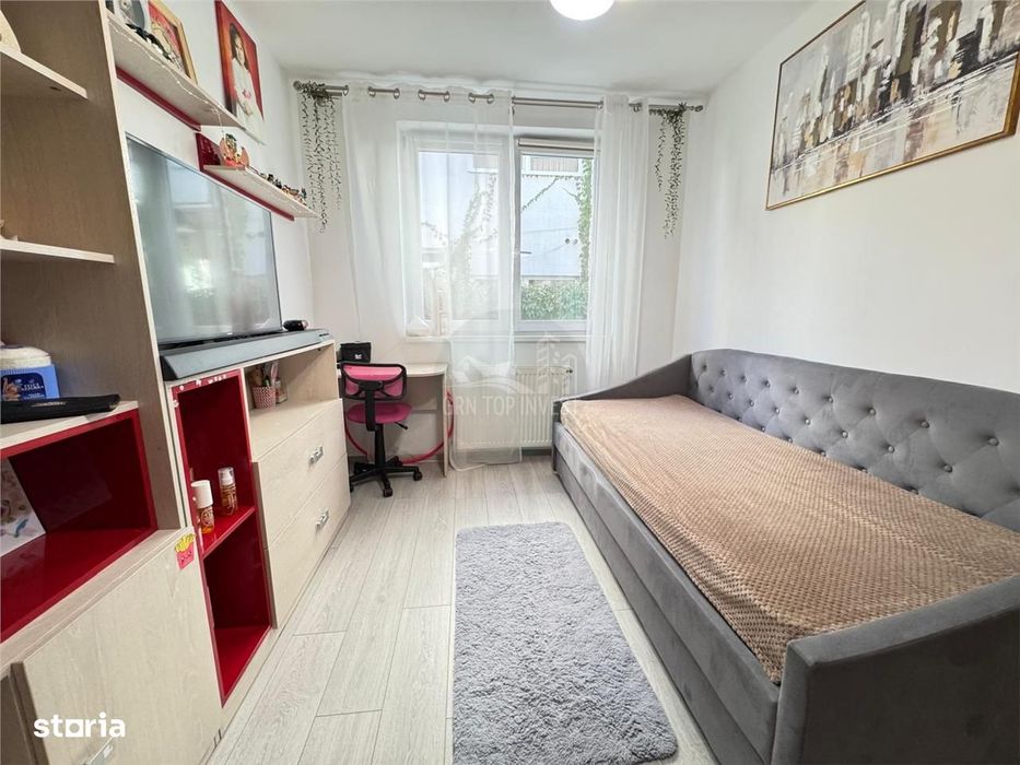Apartament 3 camere 2 bai 2 balcoane in Selimbar