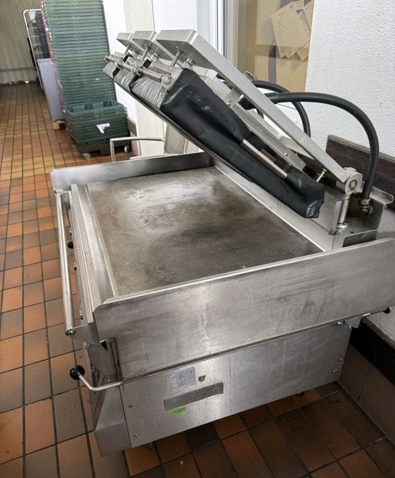 Grill-clamp burgeri , gratar?,Garland gaz