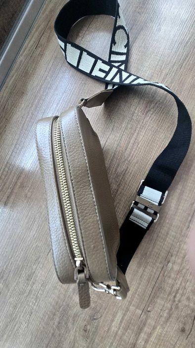 Чанта естествена кожа coccinelle