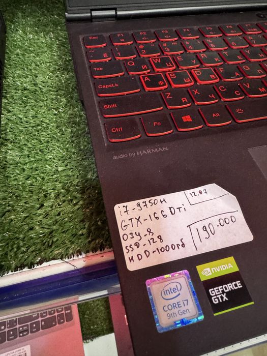 Продам игровой ноутбук
