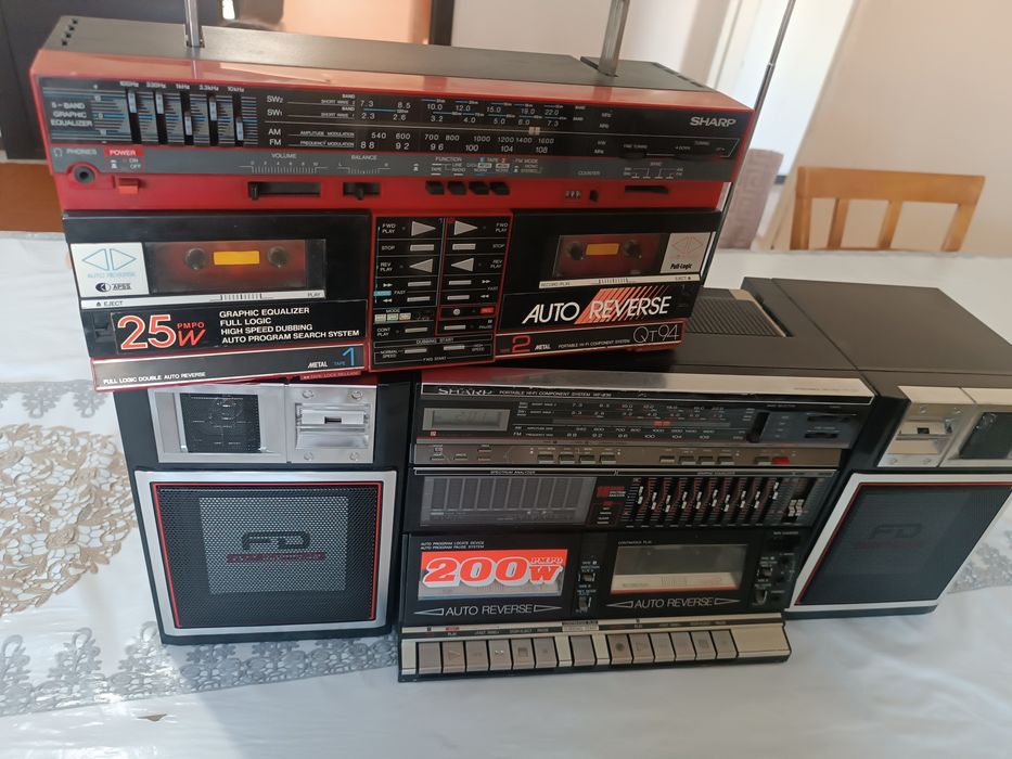 Магнитола в хорошем состоянии