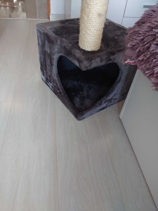 Сет котешка катерушка, тоалетна, чанта, купички и др.